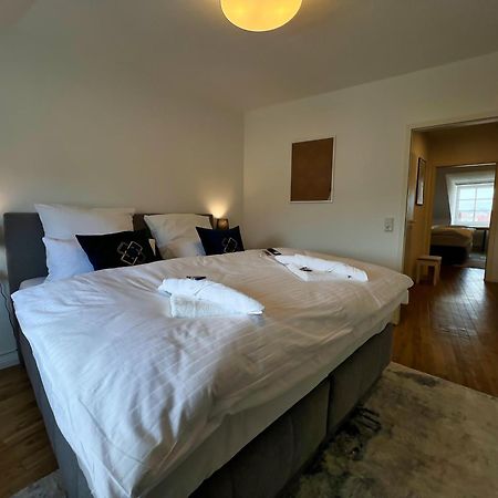 Nr 2 Modernes Apartment In Historischer Marktplatzlage 56 Qm # Cosiness Company 22 Σβερίν Εξωτερικό φωτογραφία